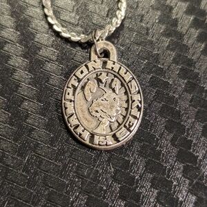 Hampton Huskies Necklace